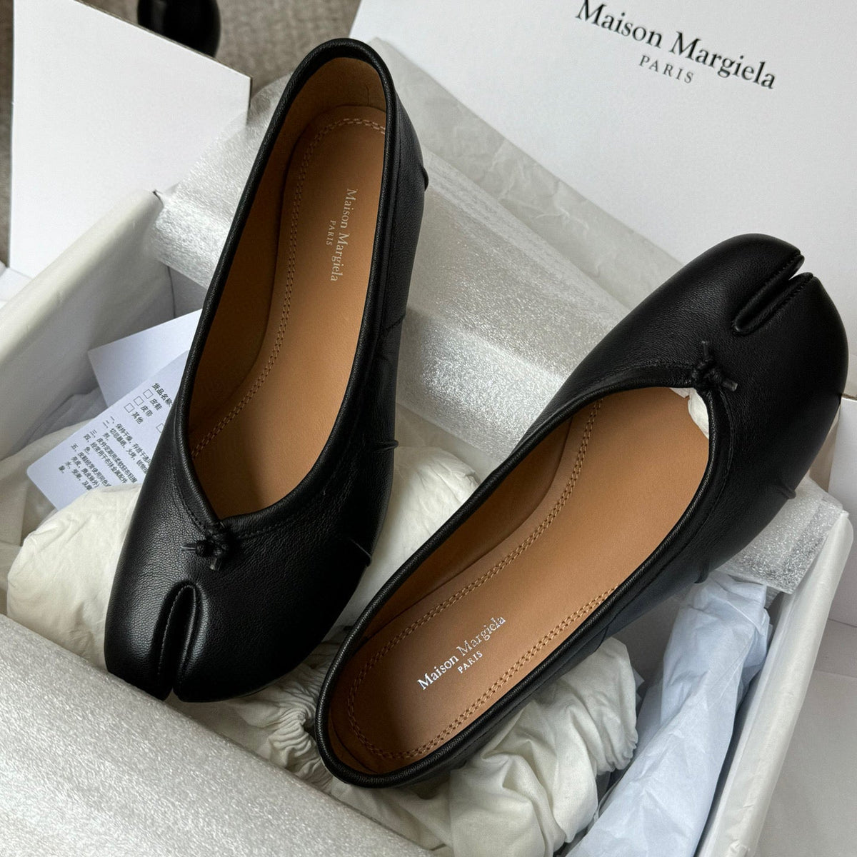MAISON M TABI BALLET FLATS
