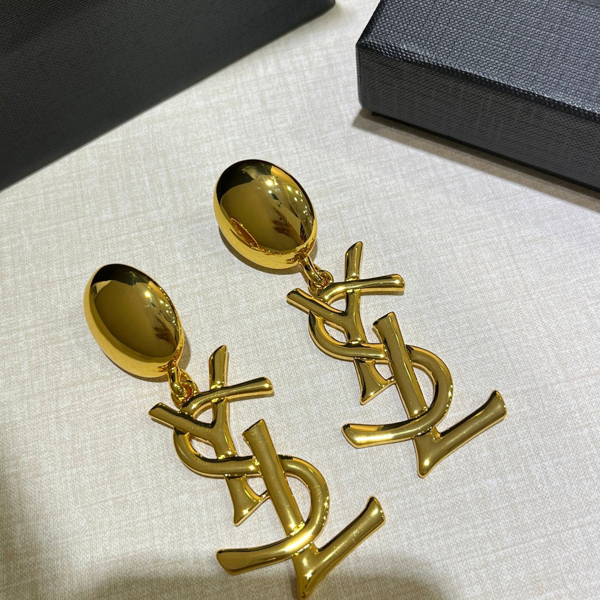 SL EARRINGS