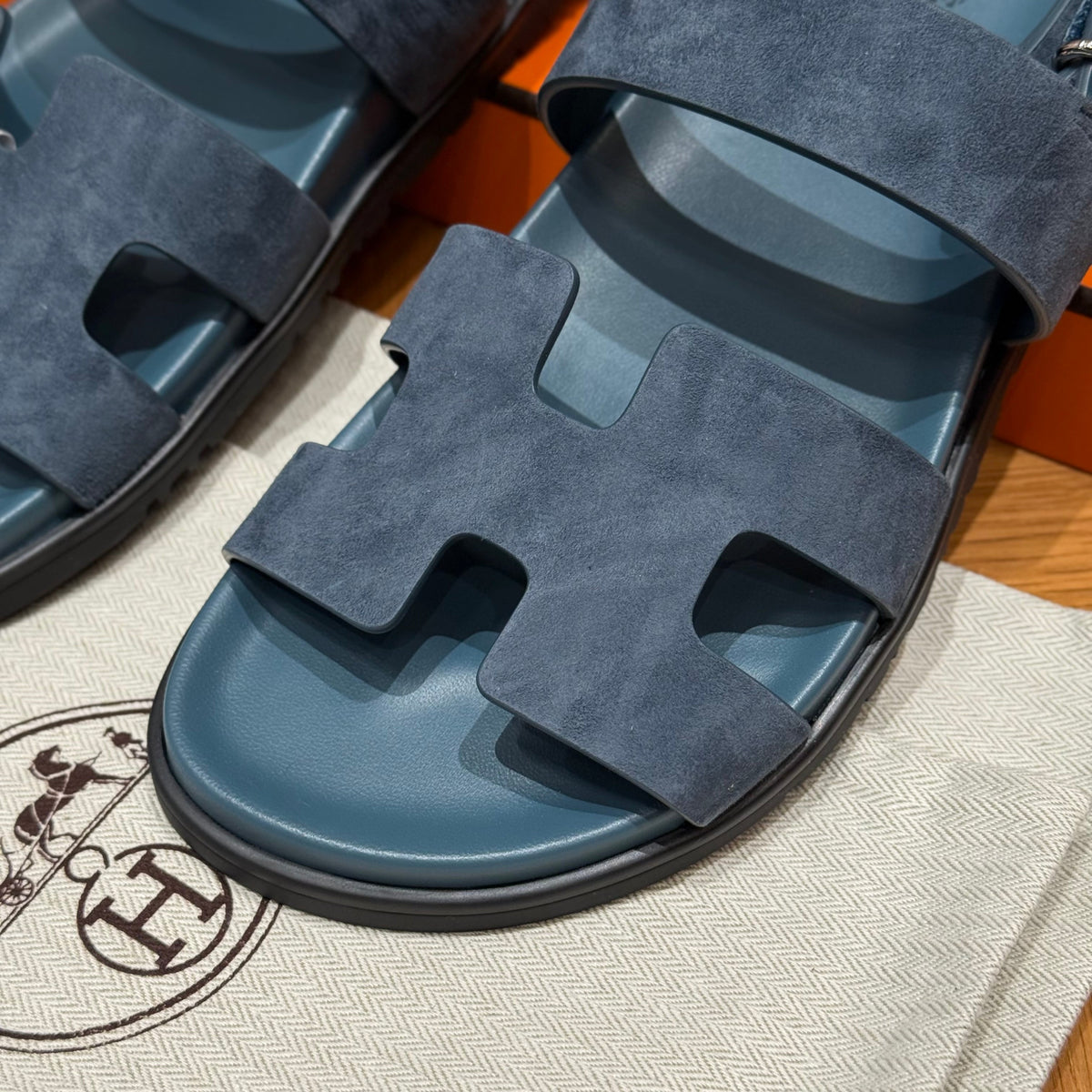 HERM GENIUS SANDALS