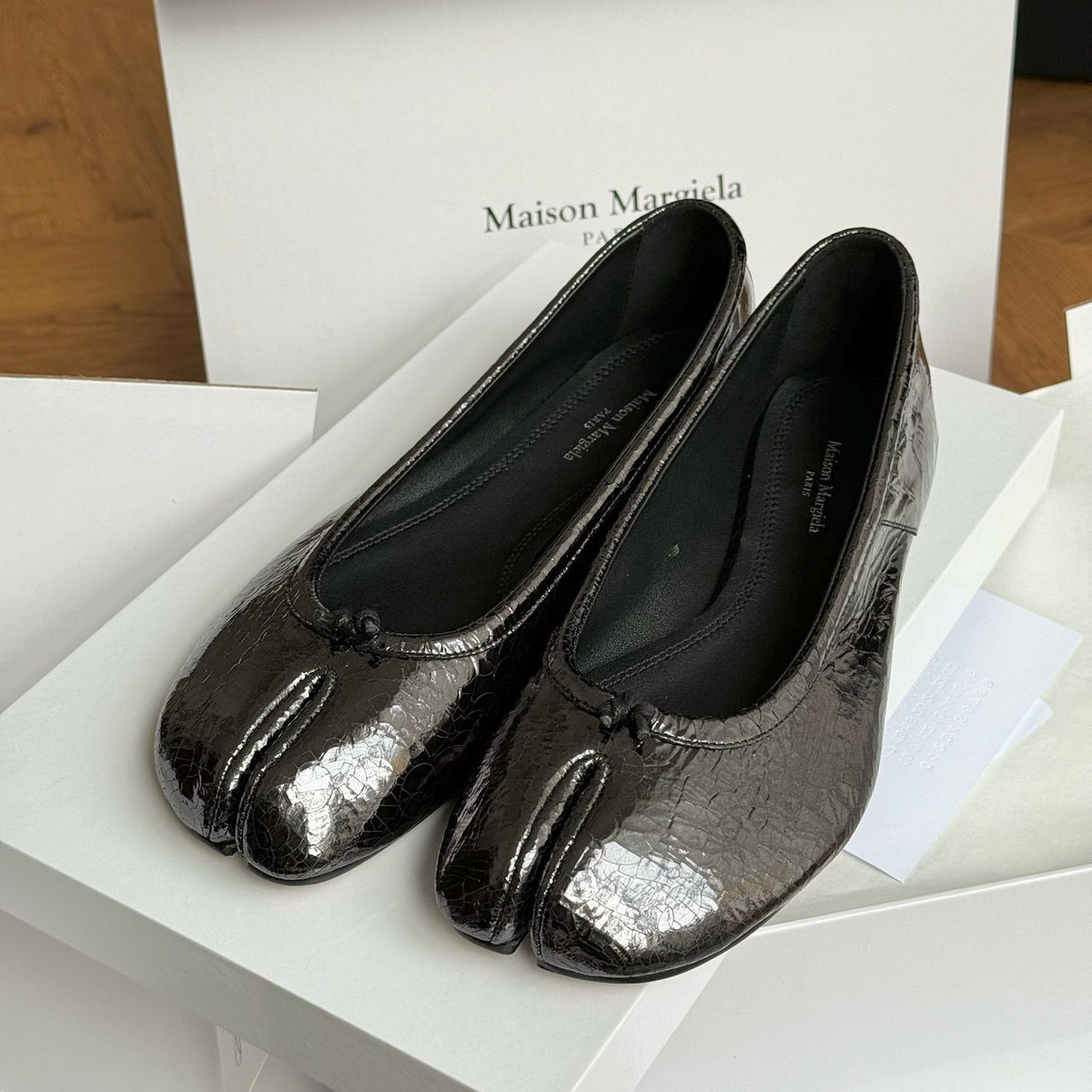 MAISON M TABI BALLET FLATS
