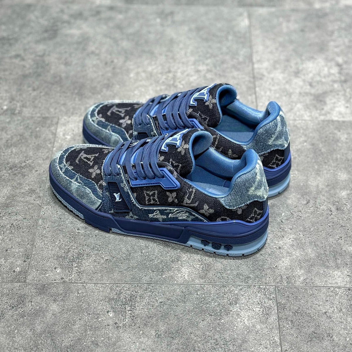 LOU TRAINERS