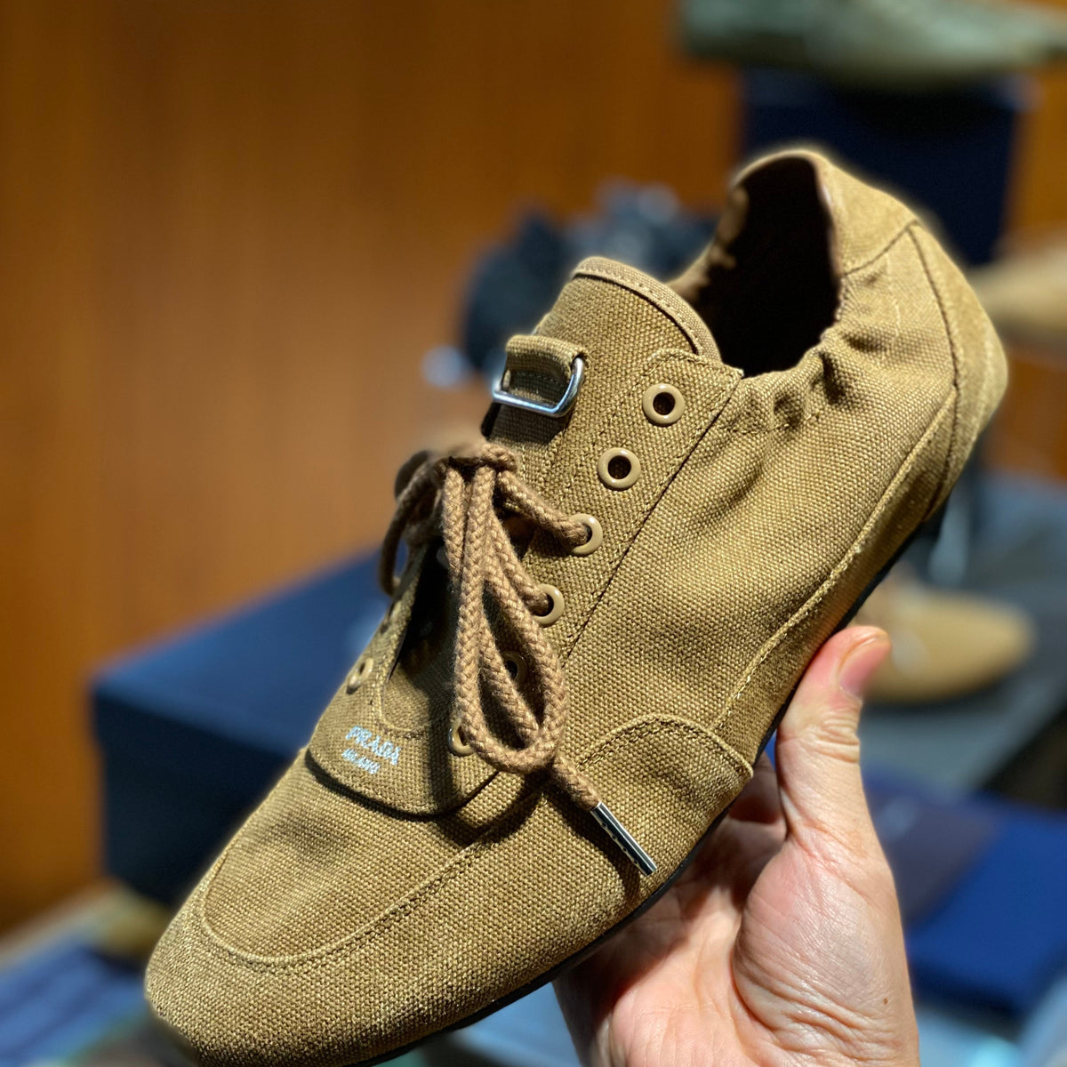 PD COLLAPSE SNEAKER