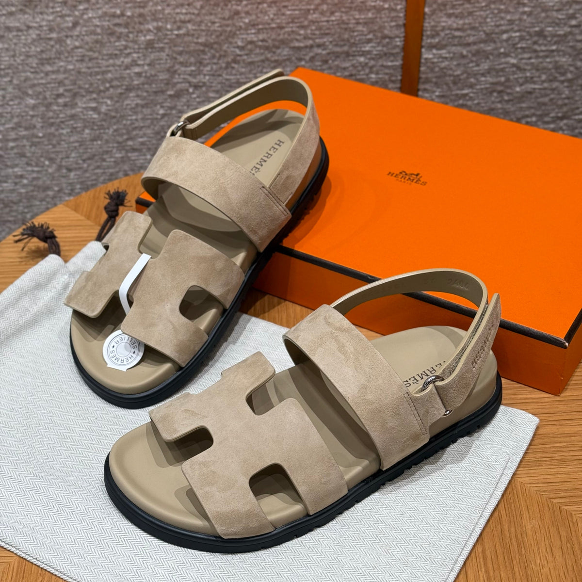 HERM GENIUS SANDALS