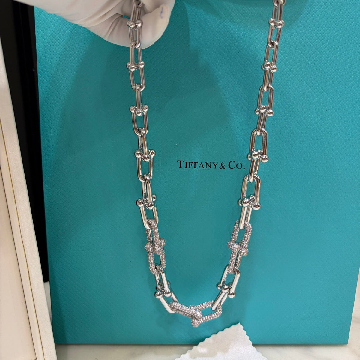 TIFF NECKLACE