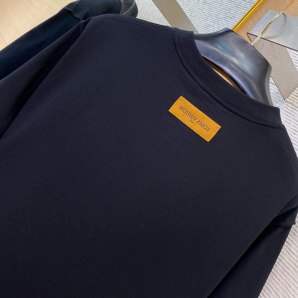 LOU T-SHIRT