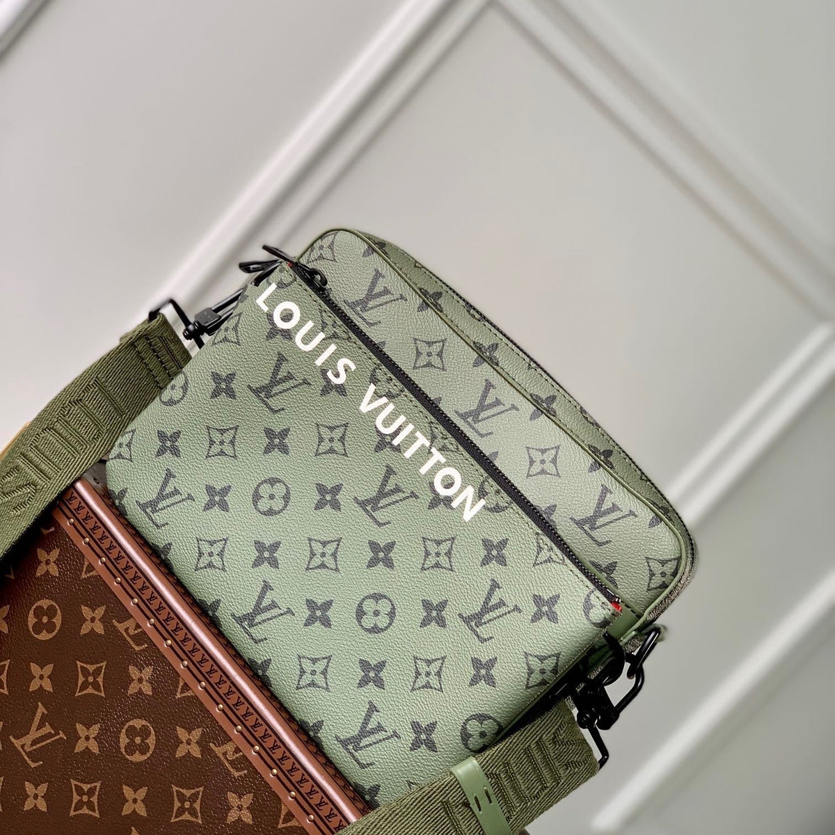 LOU TRIO MESSENGER BAG