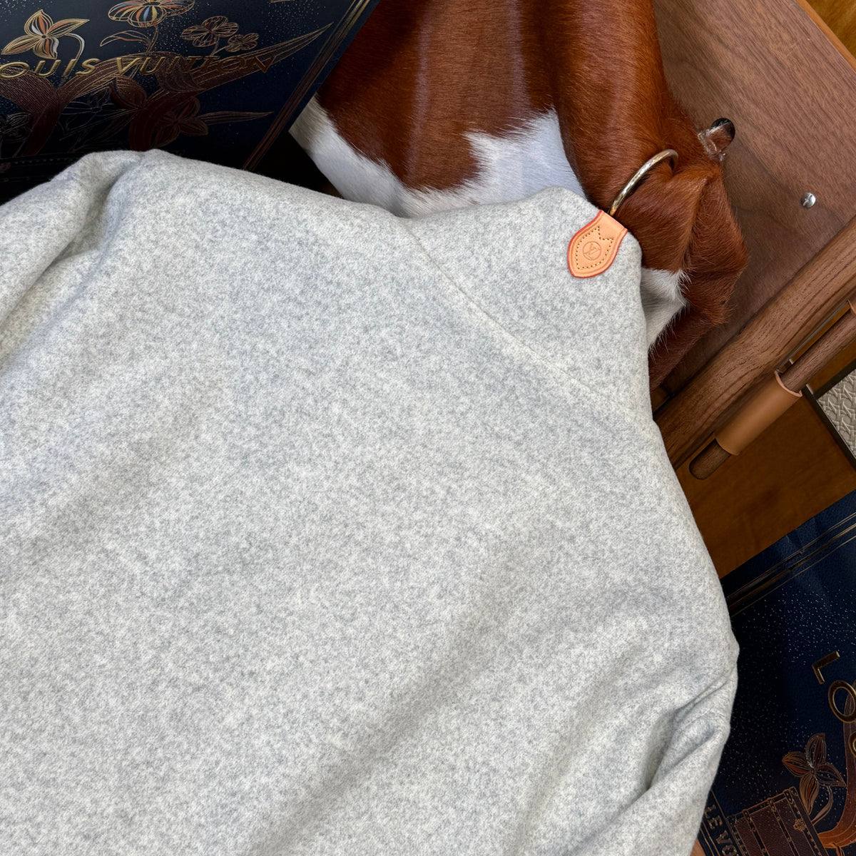 LOU JACKET