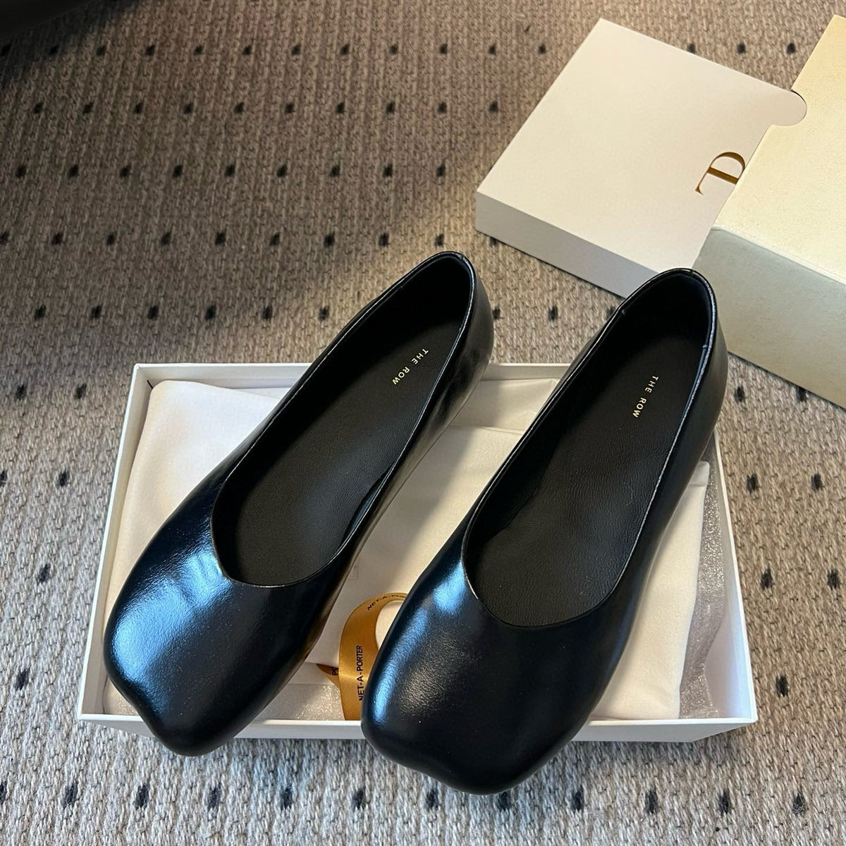 THE ROW BALLET FLATS