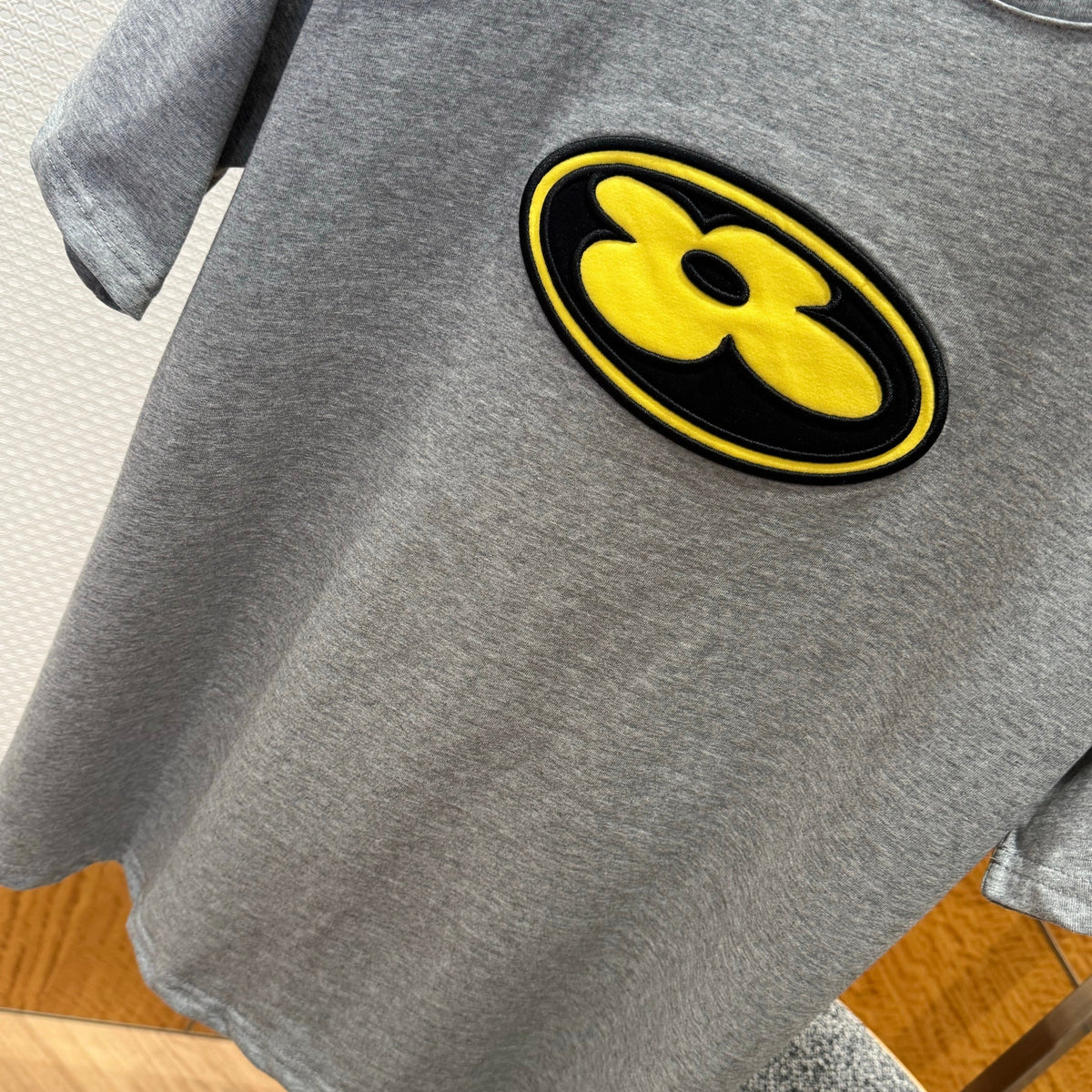 LOU T-SHIRT