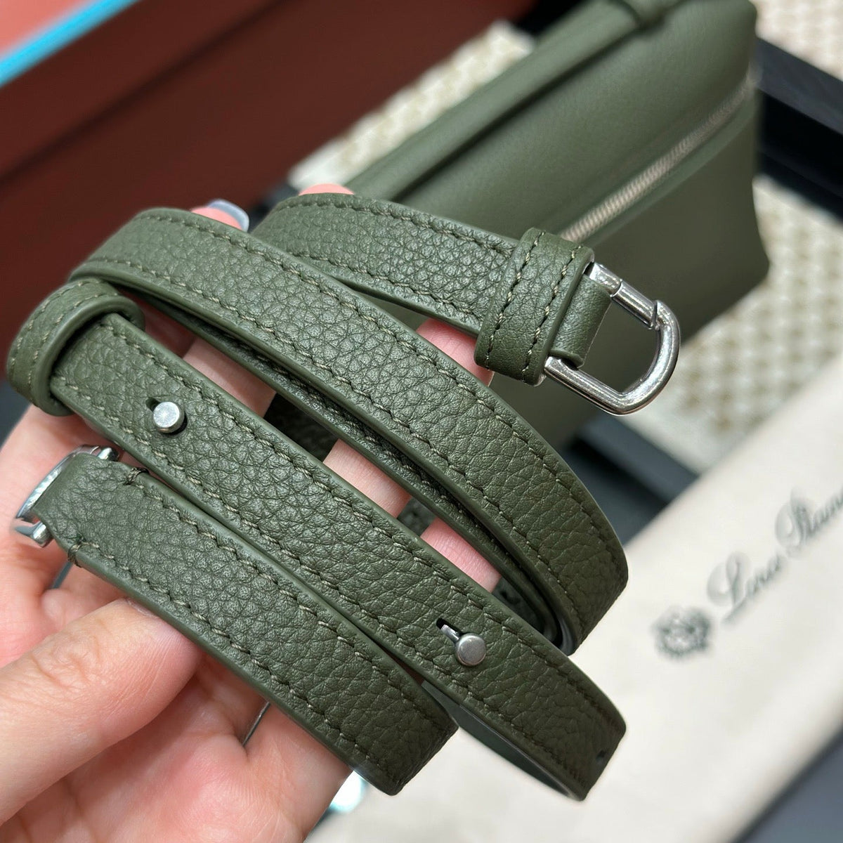 LORO P EXTRA POCKET L19 BAG