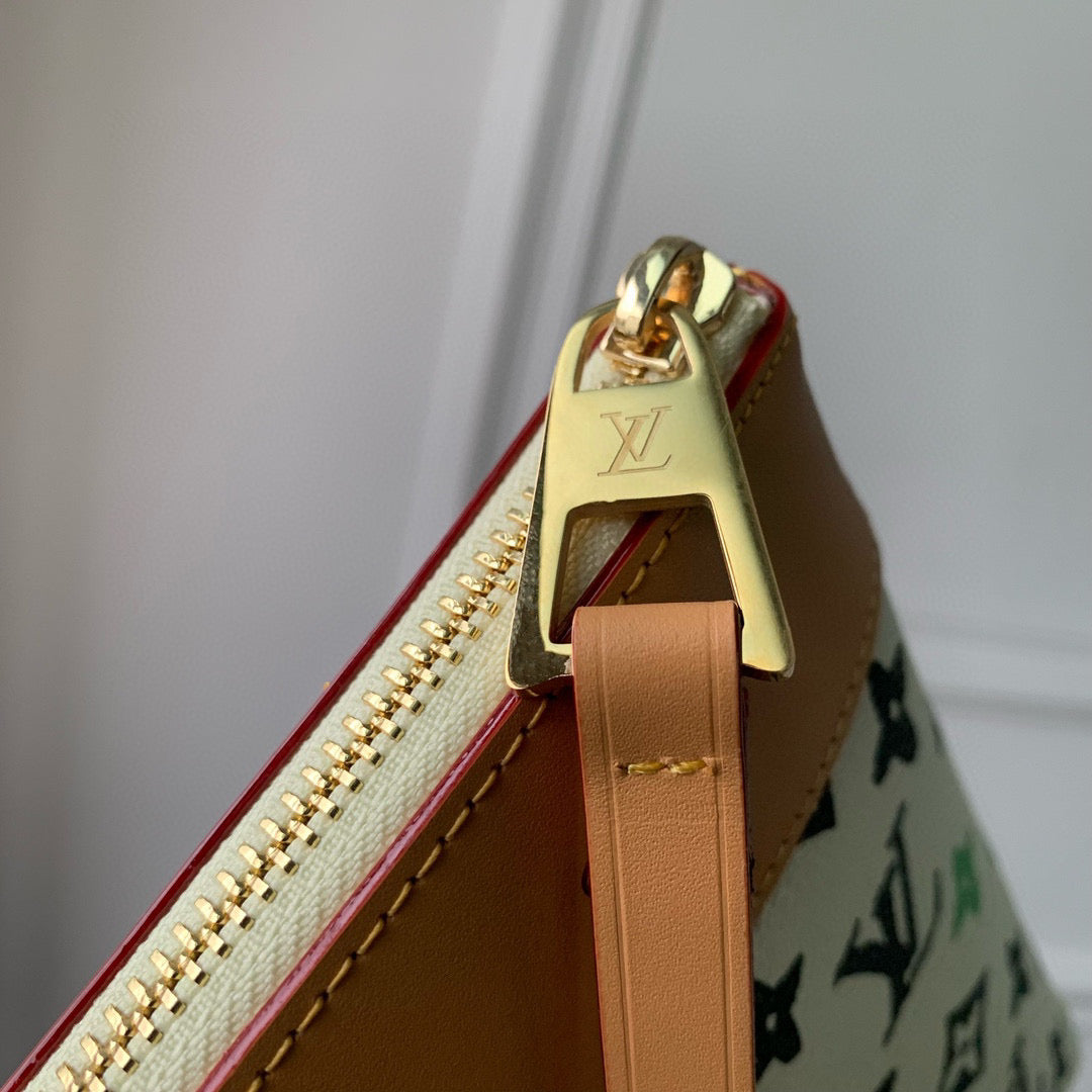 LOU POCHETTE VOYAGE SOUPLE POUCH