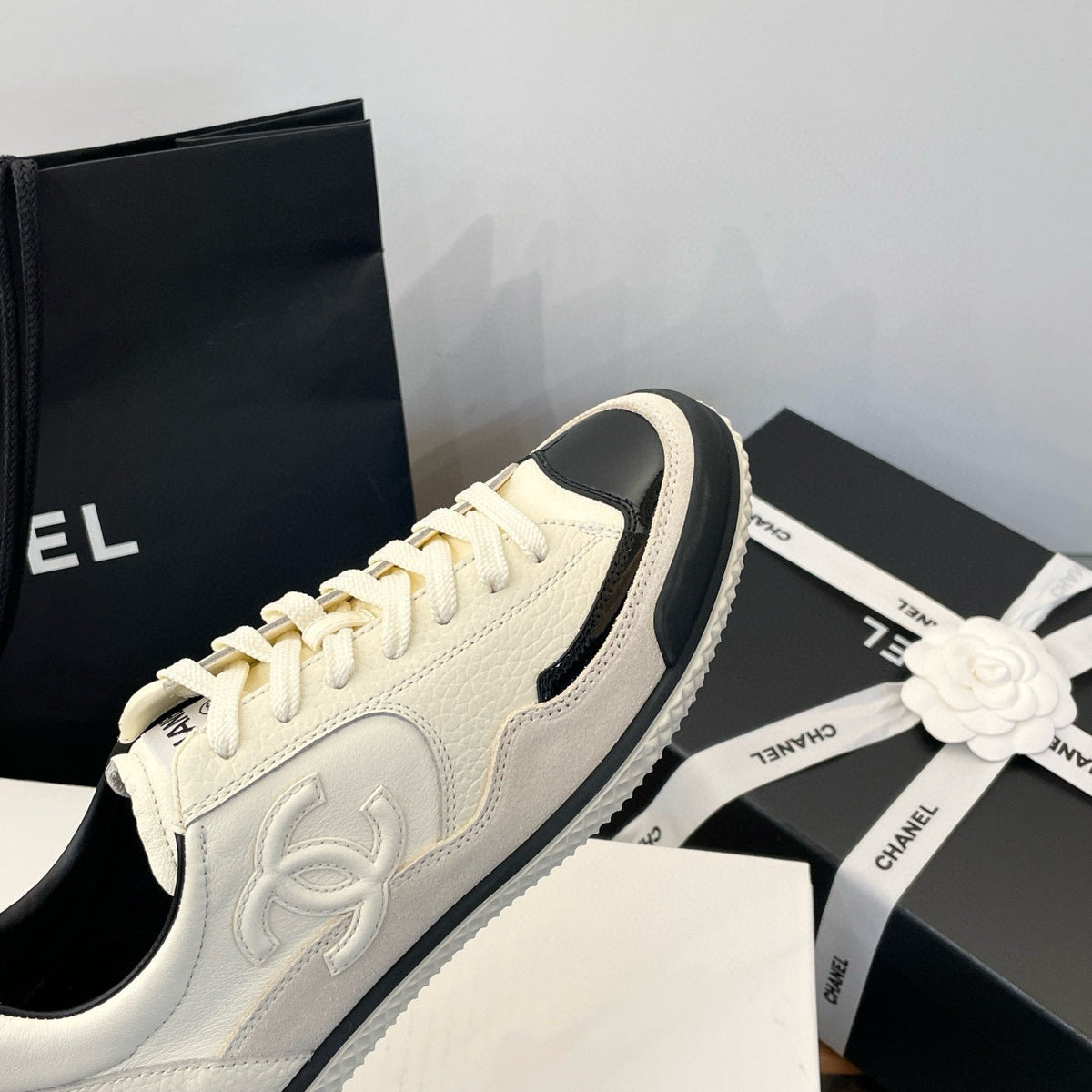 CC SNEAKER