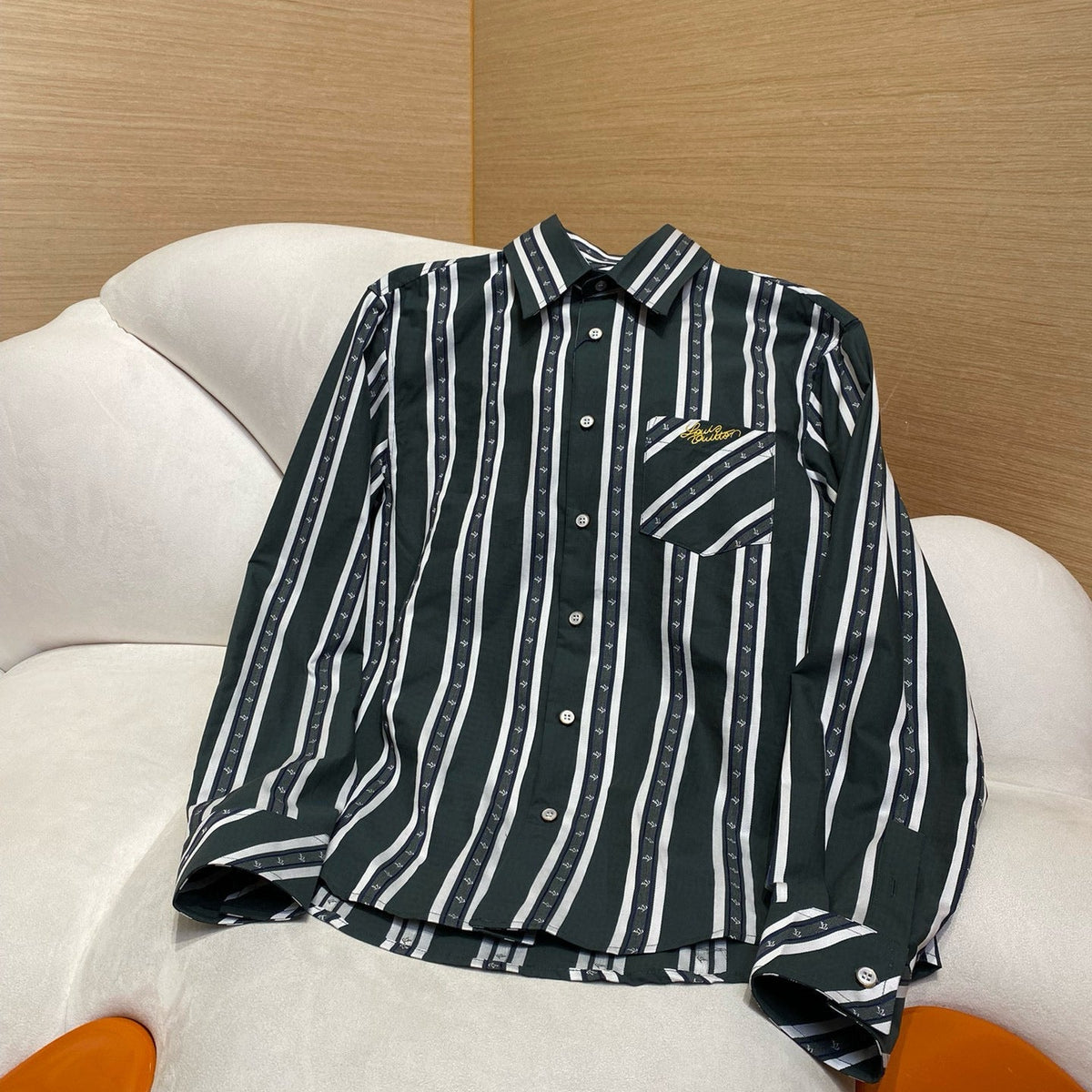 LOU SHIRT