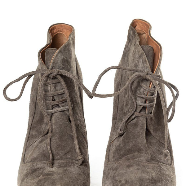 Alaïa Grey Suede Lace-Up Ankle Boots 38