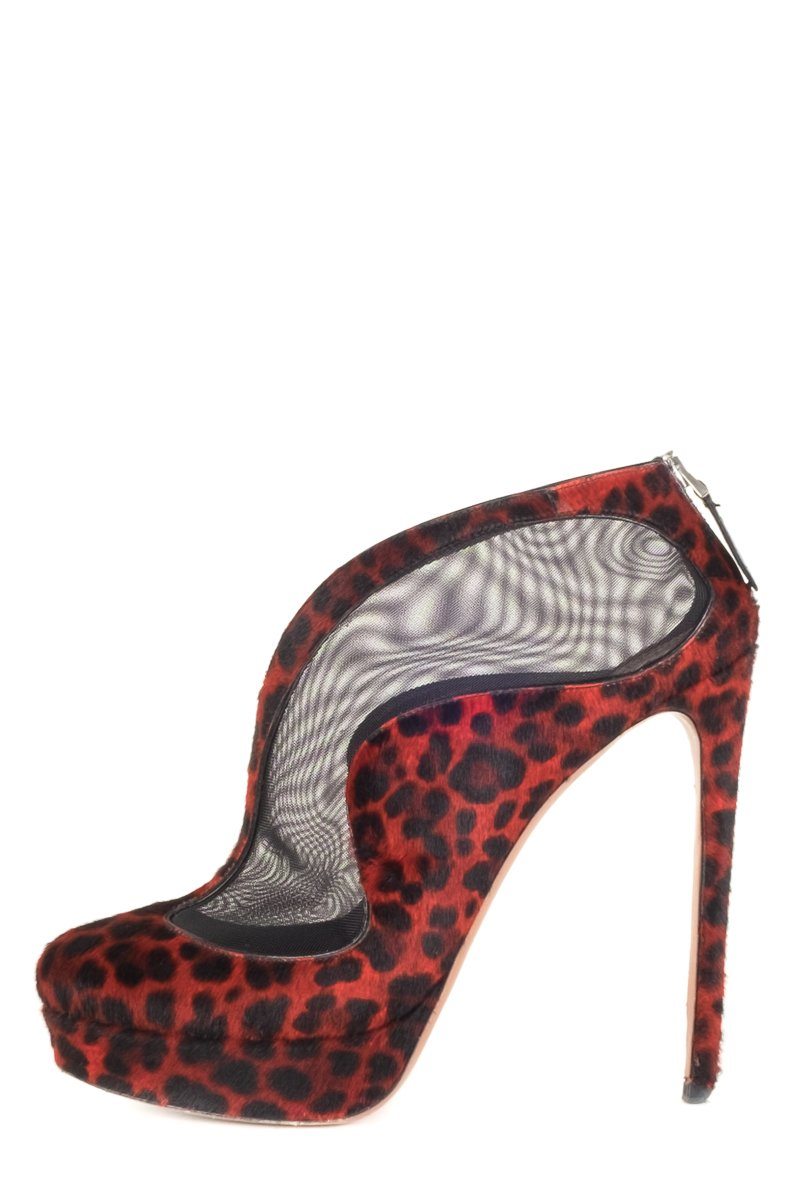 Alaïa Red Leopard Round Toe Ankle Booties 41
