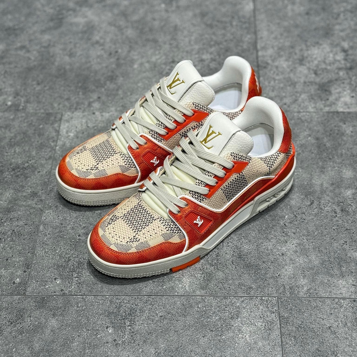 LOU TRAINERS