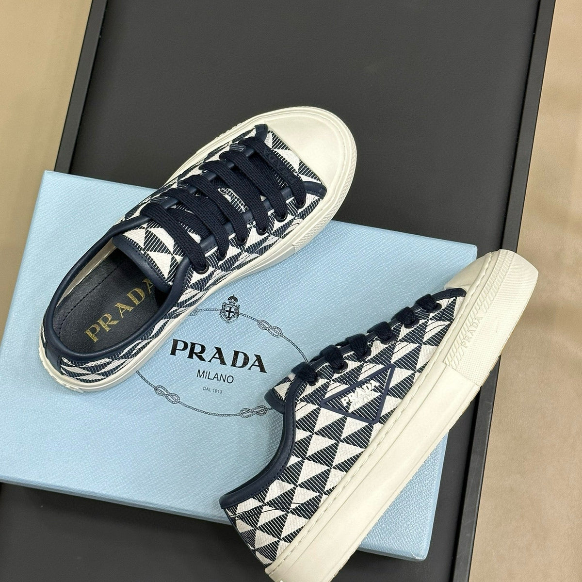 PD SNEAKERS