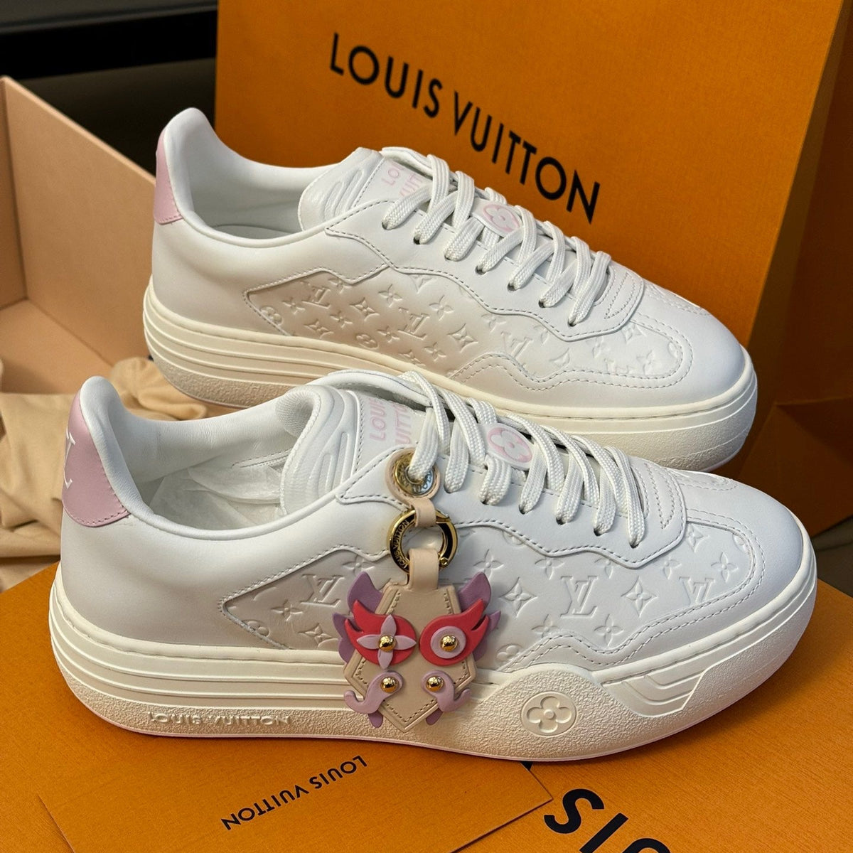 LOU TRAINERS