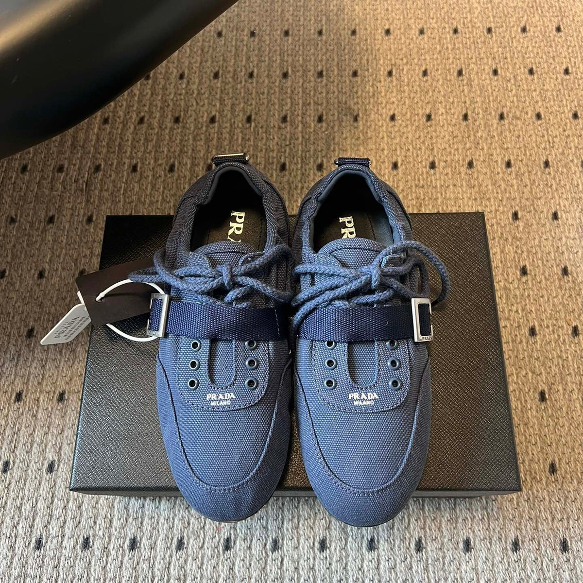 PD COLLAPSE SNEAKERS