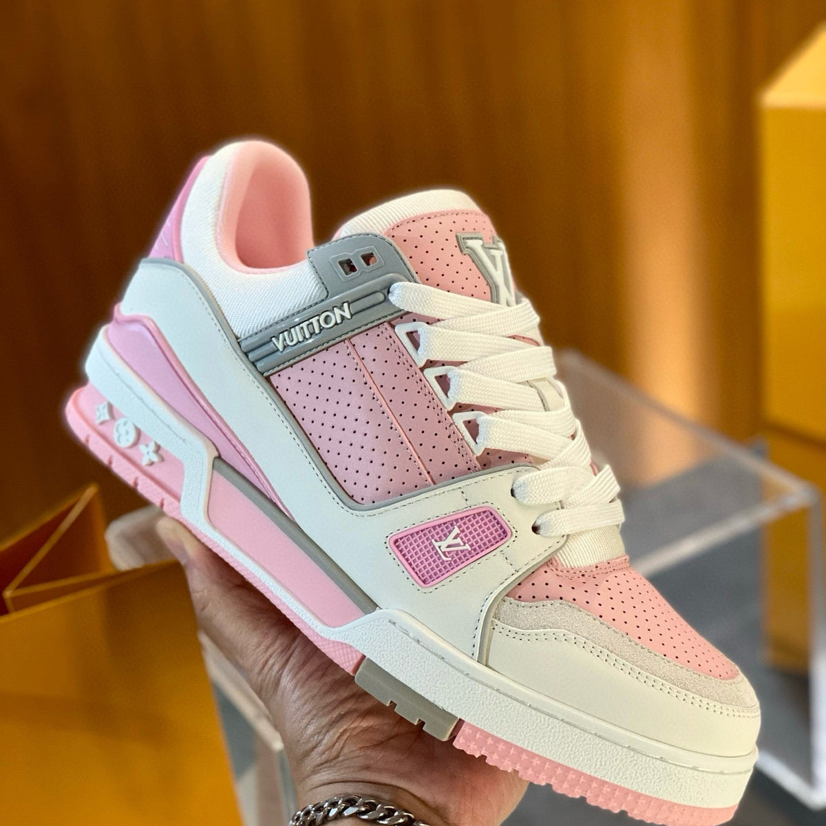 LOU TRAINERS