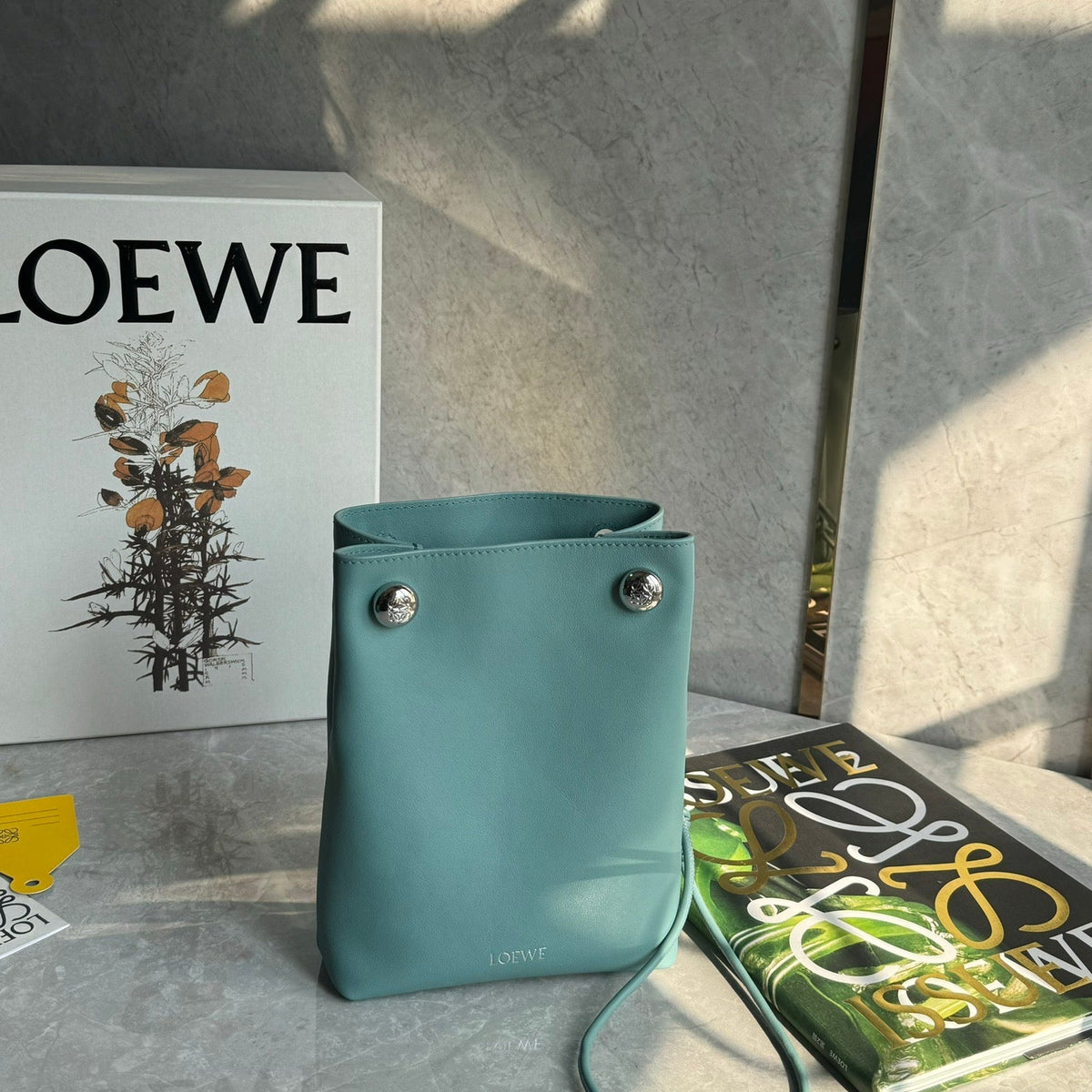 LOEW PEBBLE POUCH