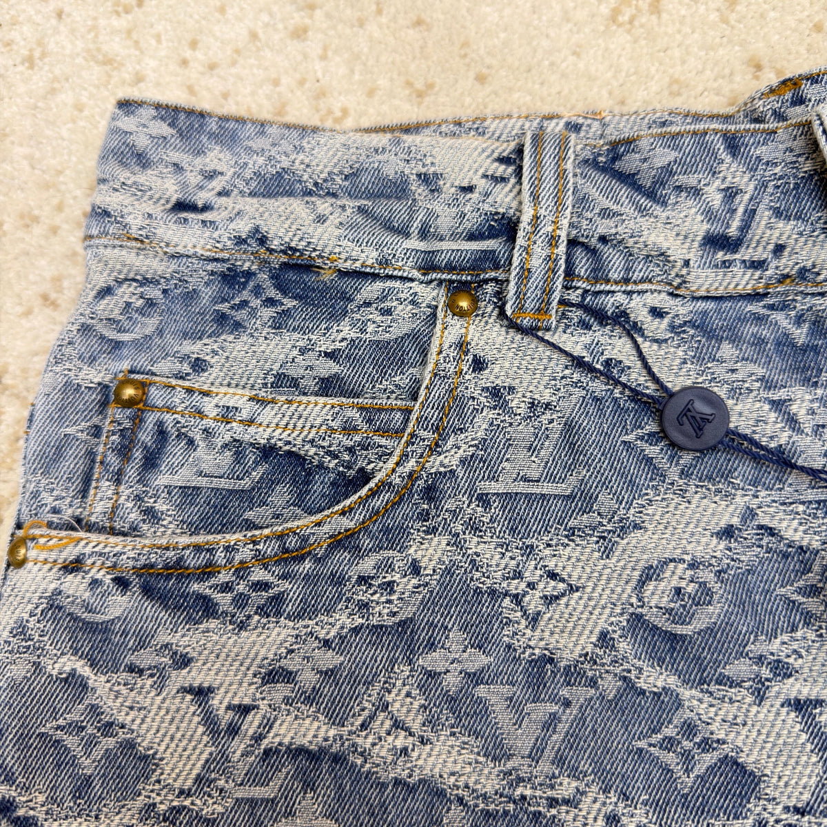LOU DENIM SHORTS