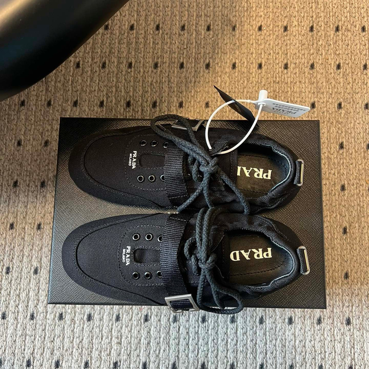PD COLLAPSE SNEAKERS