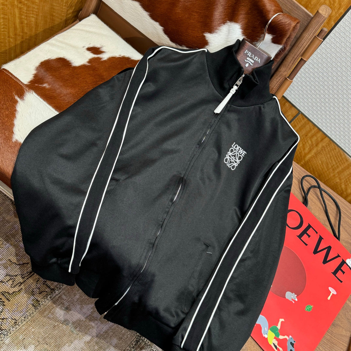 LOEW BOMBER
