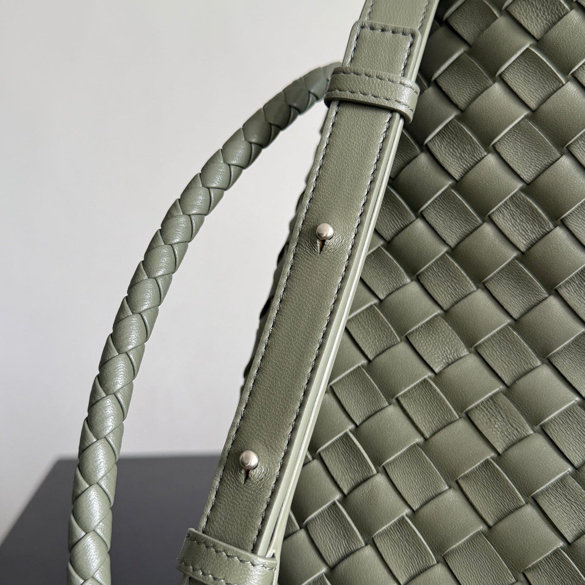 BOTT V ANDIAMO BUCKET BAG
