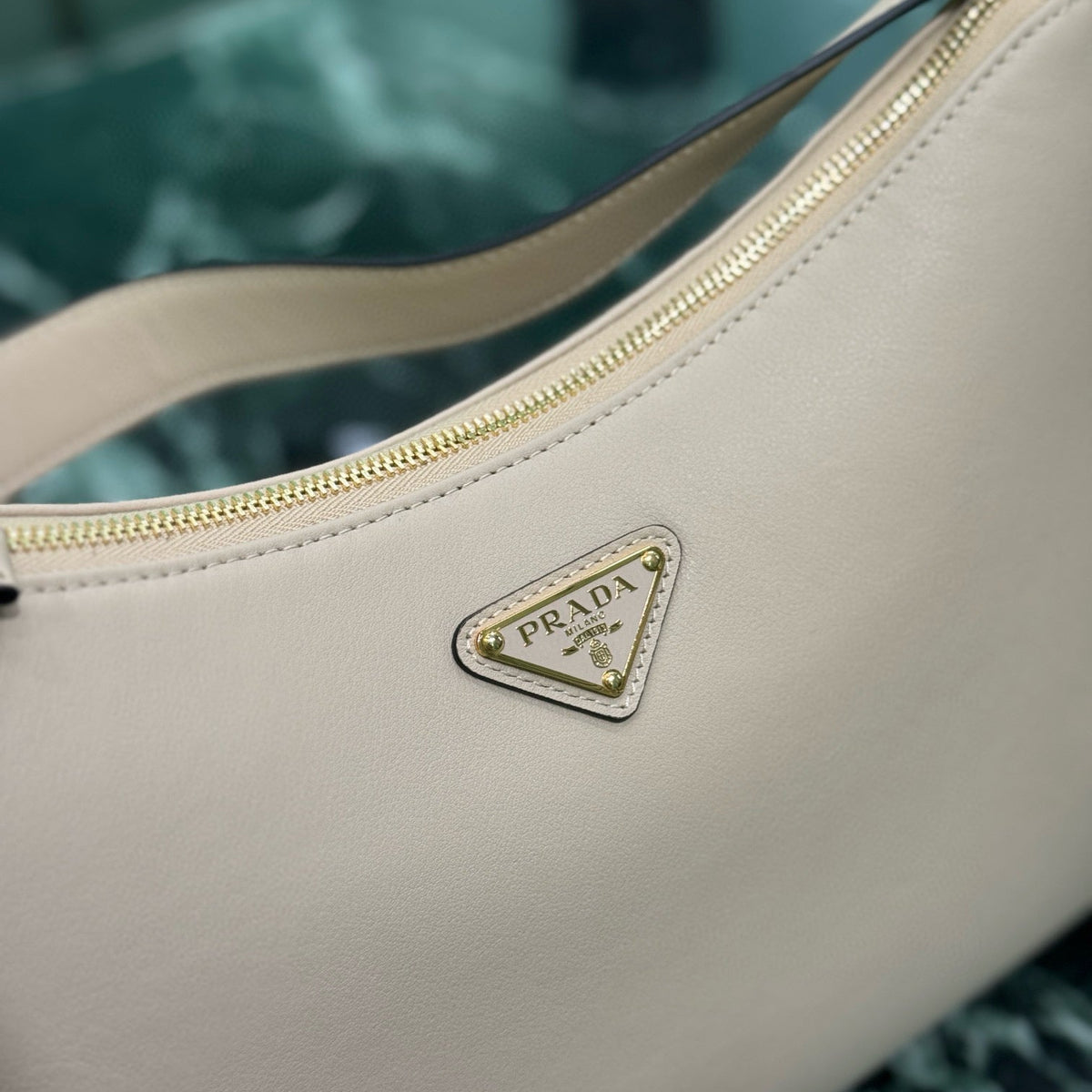 PD AIMEE LARGE SHOULDER BAG