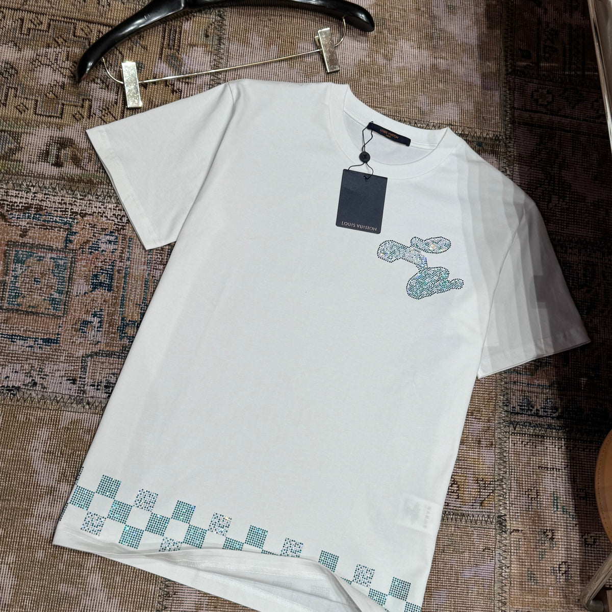 LOU T-SHIRT