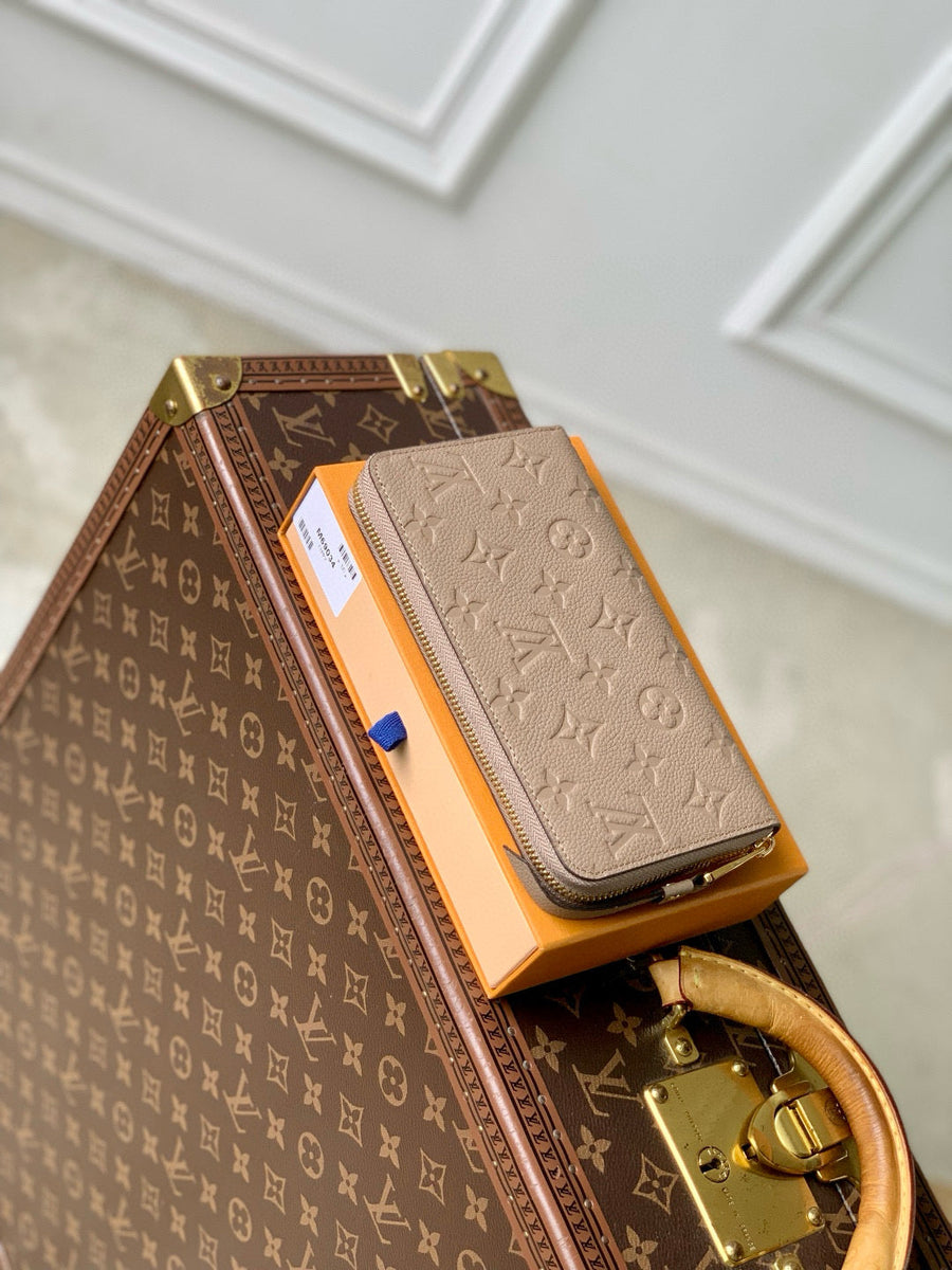 LOU ZIPPY WALLET