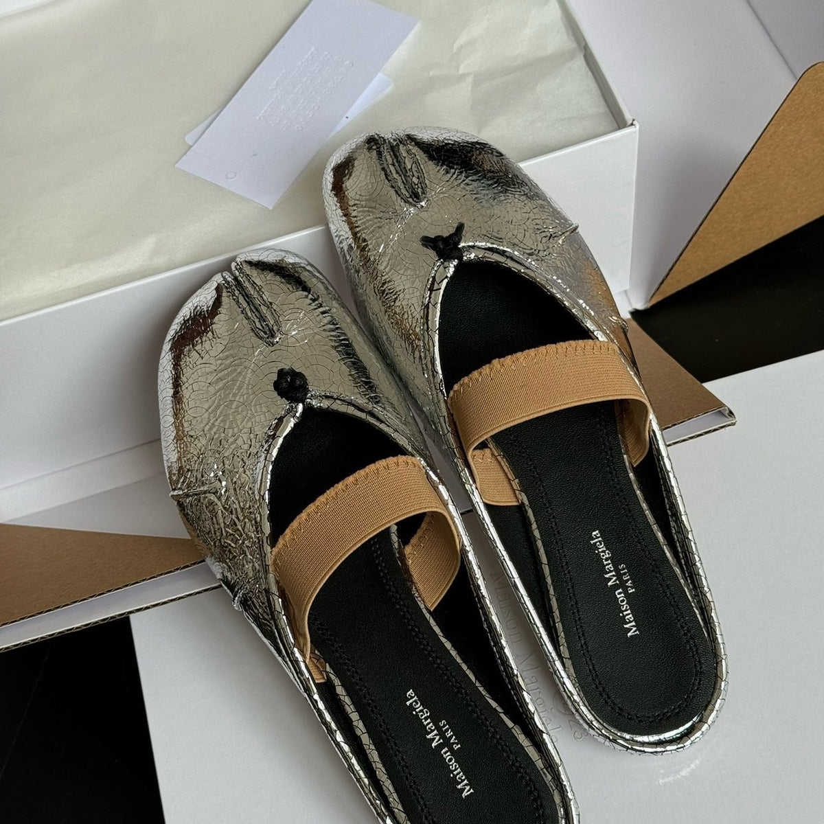 MAISON M TABI BALLET FLATS