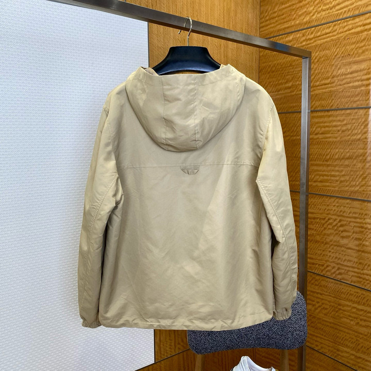 LOU JACKET