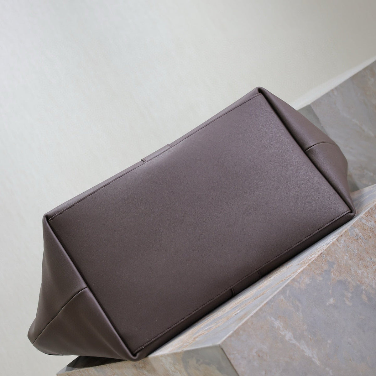 SL Y TOTE IN LEATHER BAG
