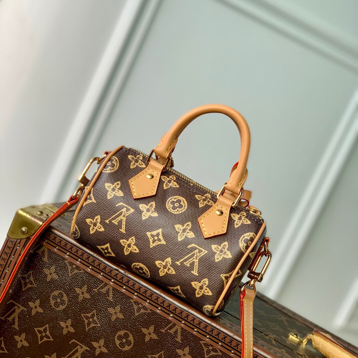 LOU NANO SPEEDY BAG