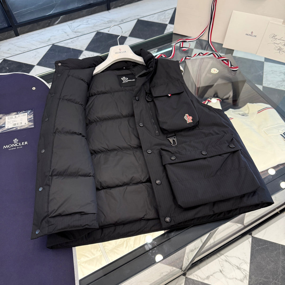 MONC TONGASS VEST