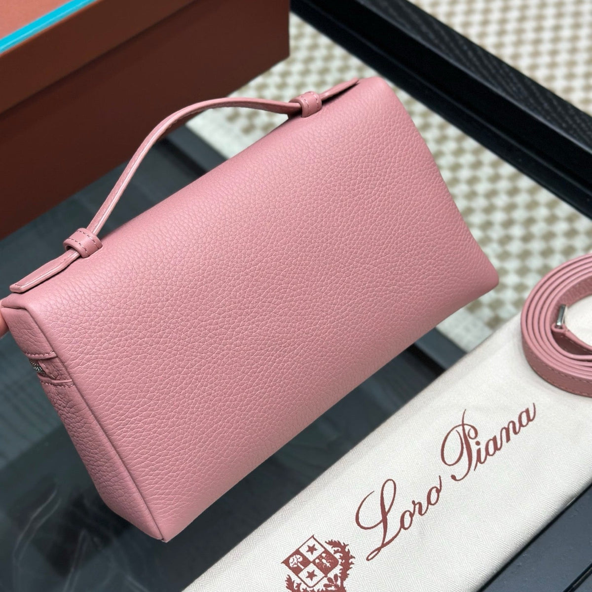 LORO P EXTRA POCKET L19 BAG