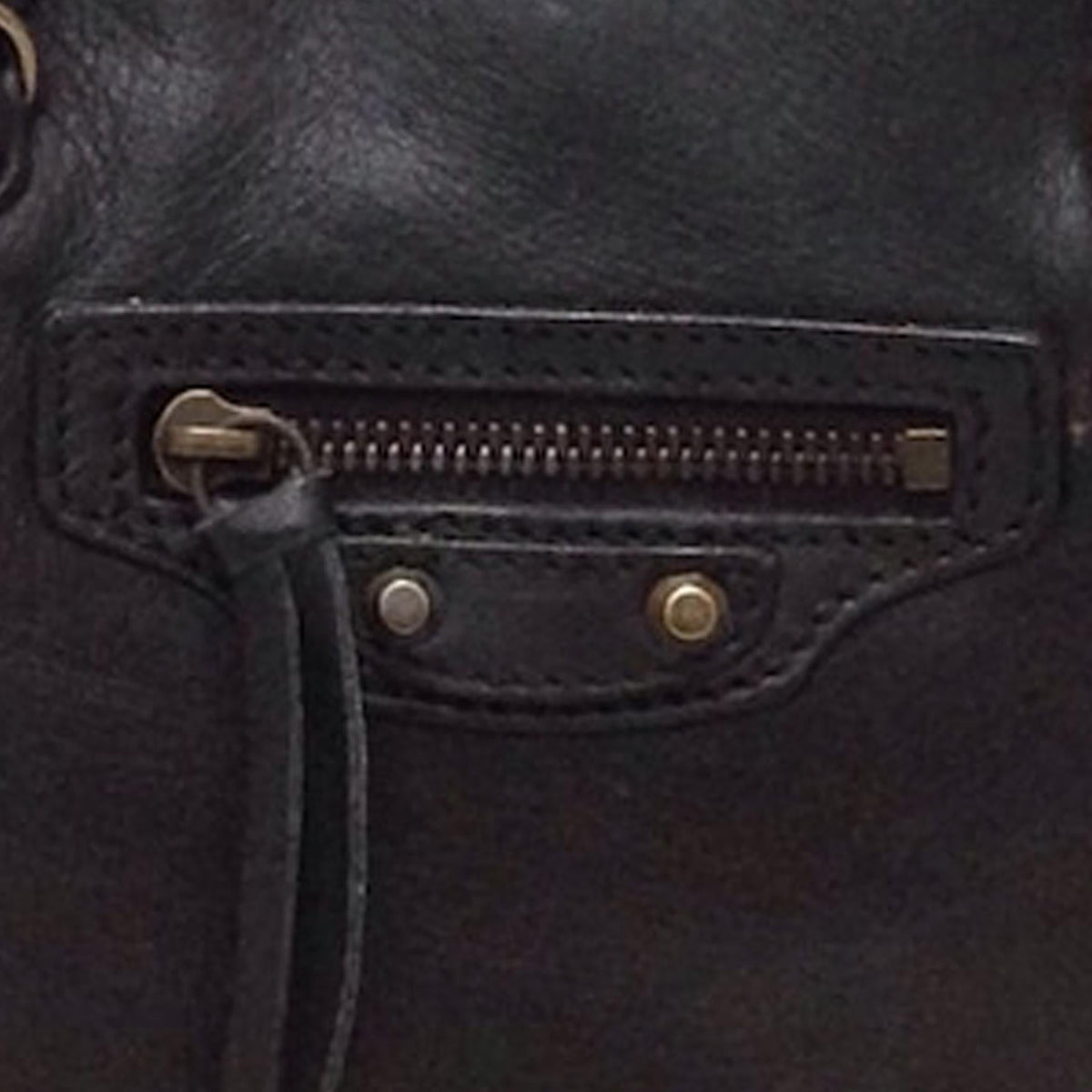Balenciaga Papier A4 Leather Satchel (SHG-27903)