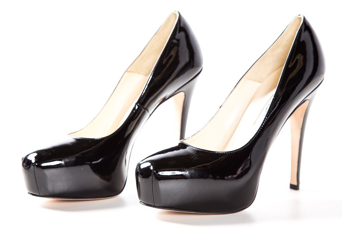 Brian Atwood Black Patent Leather Platform Pumps SZ 35.5 Sale