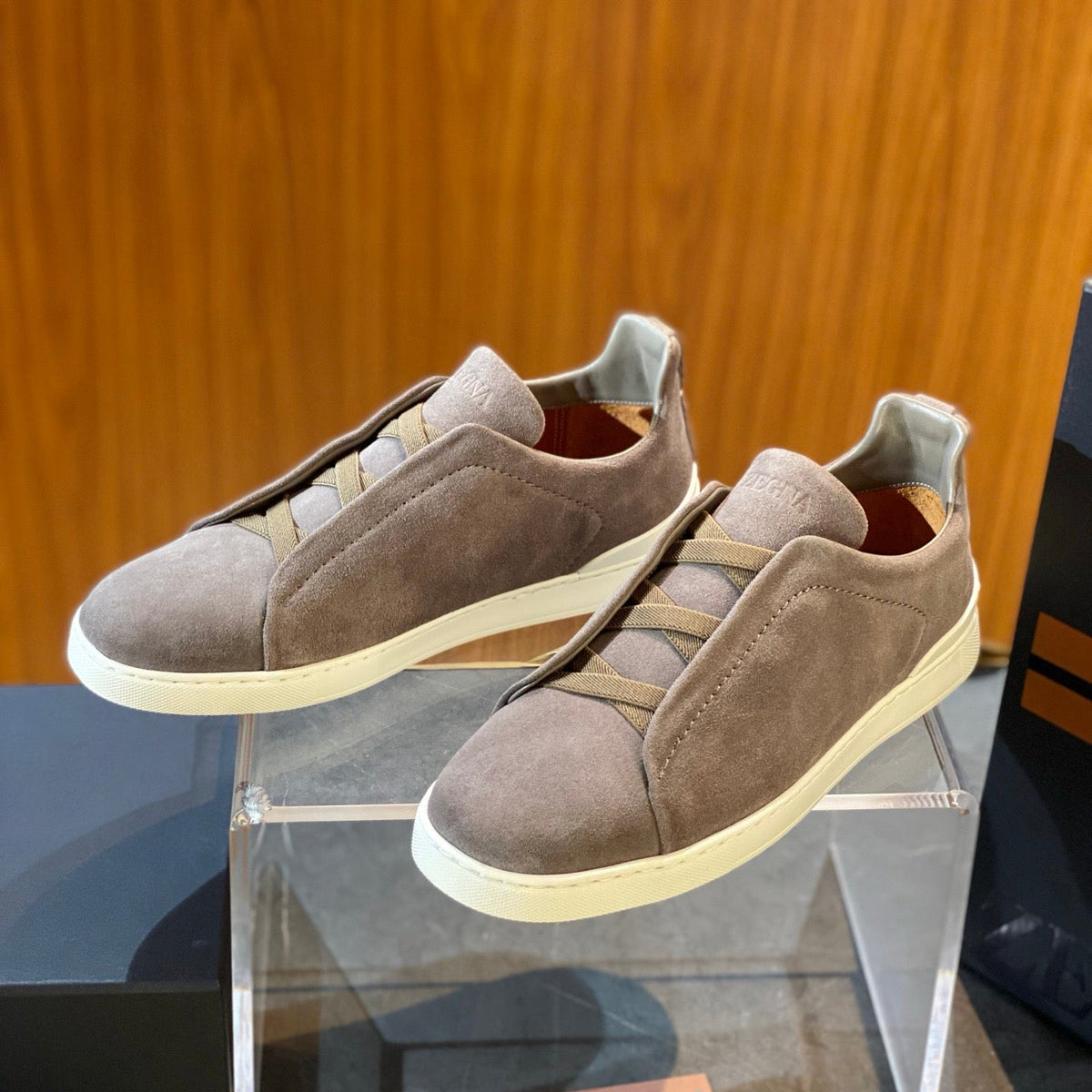 ZEGN TRIPLE STITCH SNEAKER