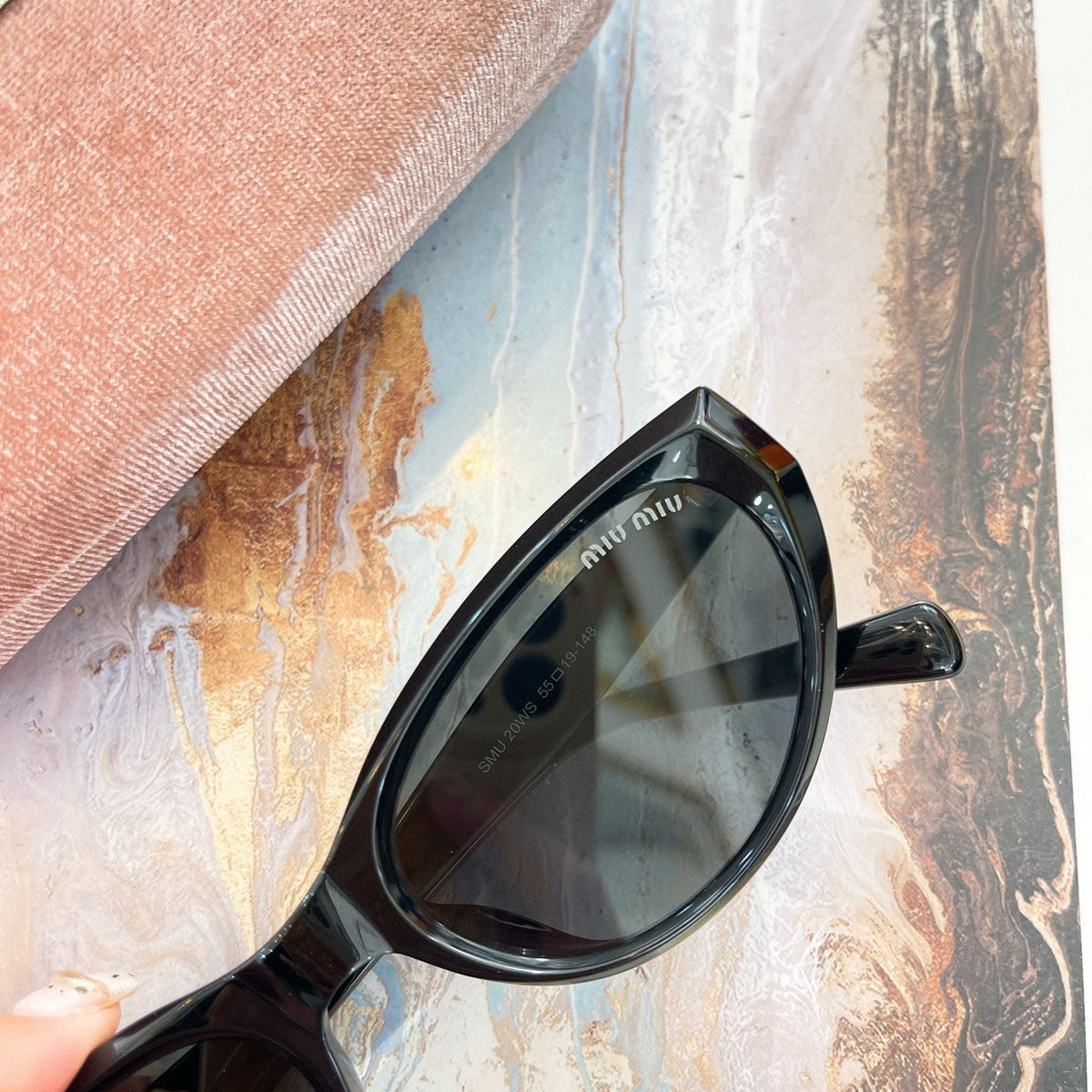 MIU M SUNGLASSES