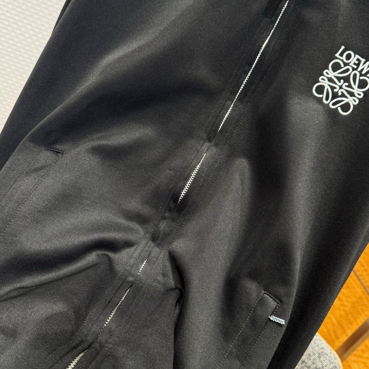 LOEW BOMBER