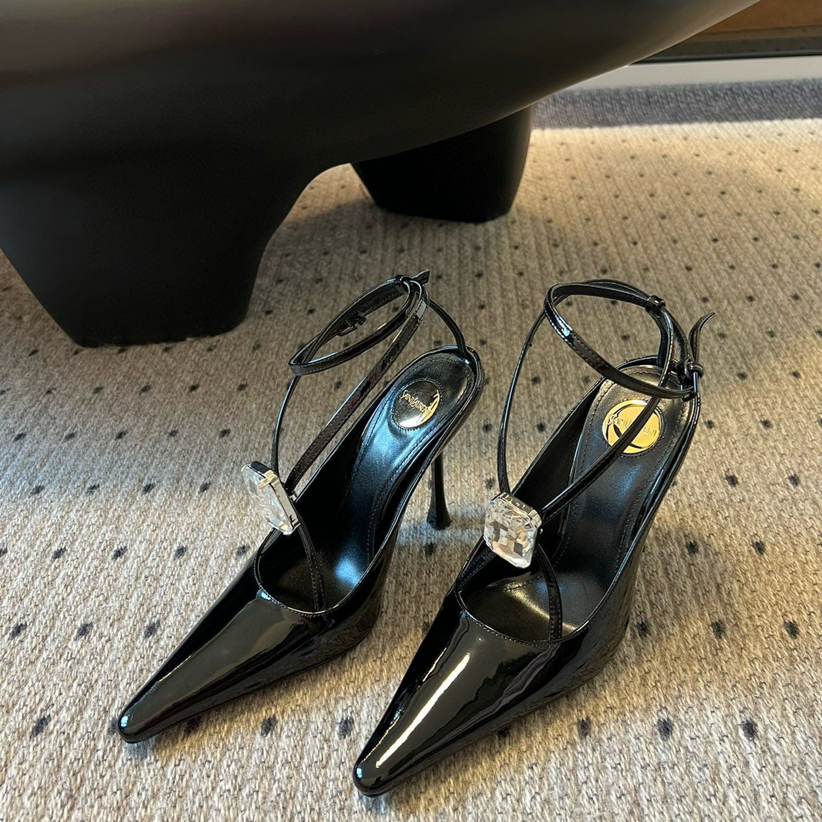 SL HEELS