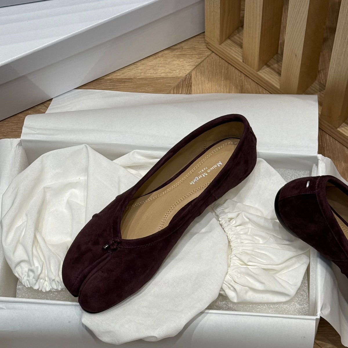 MAISON M TABI BALLET FLATS