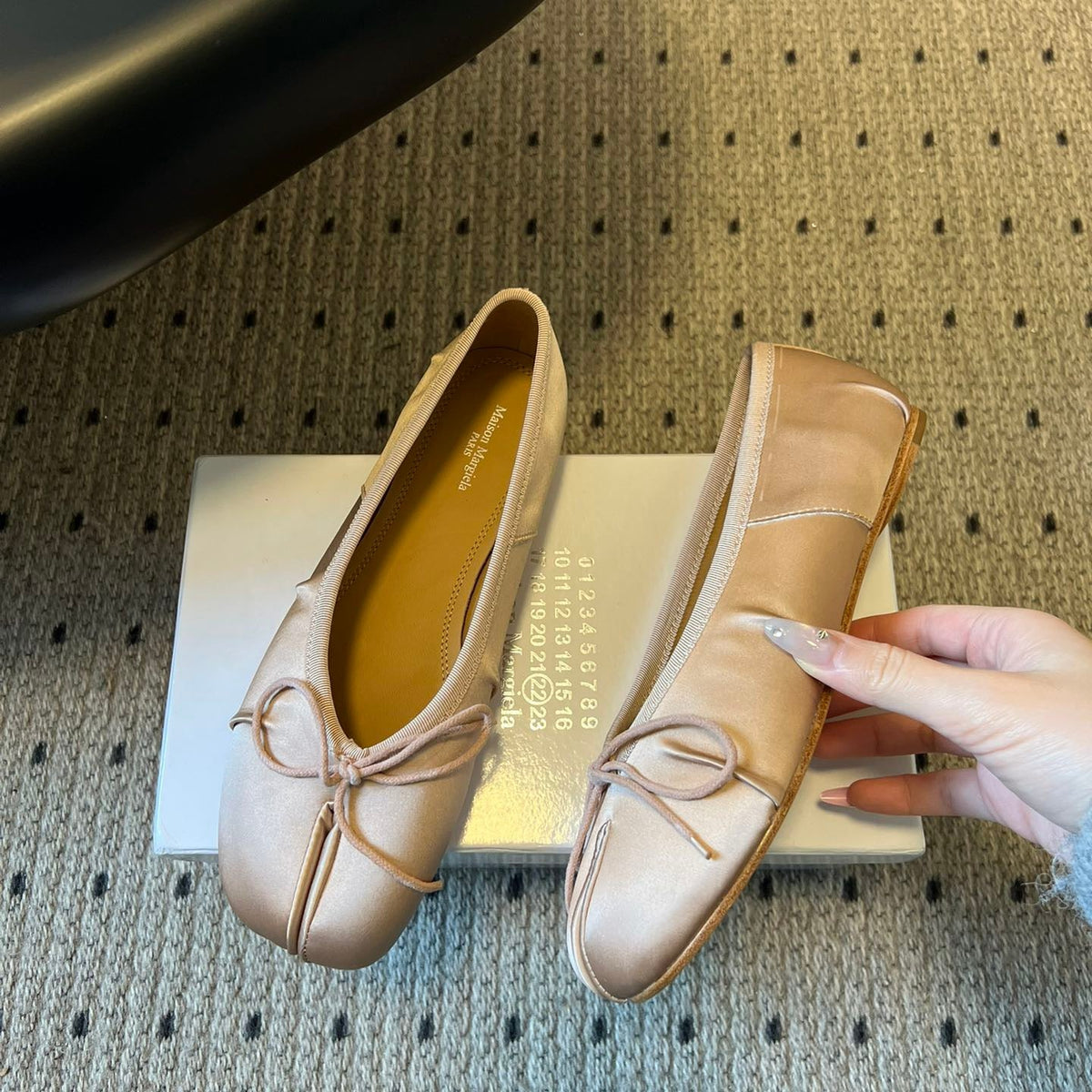 MAISON M TABI BALLET FLATS