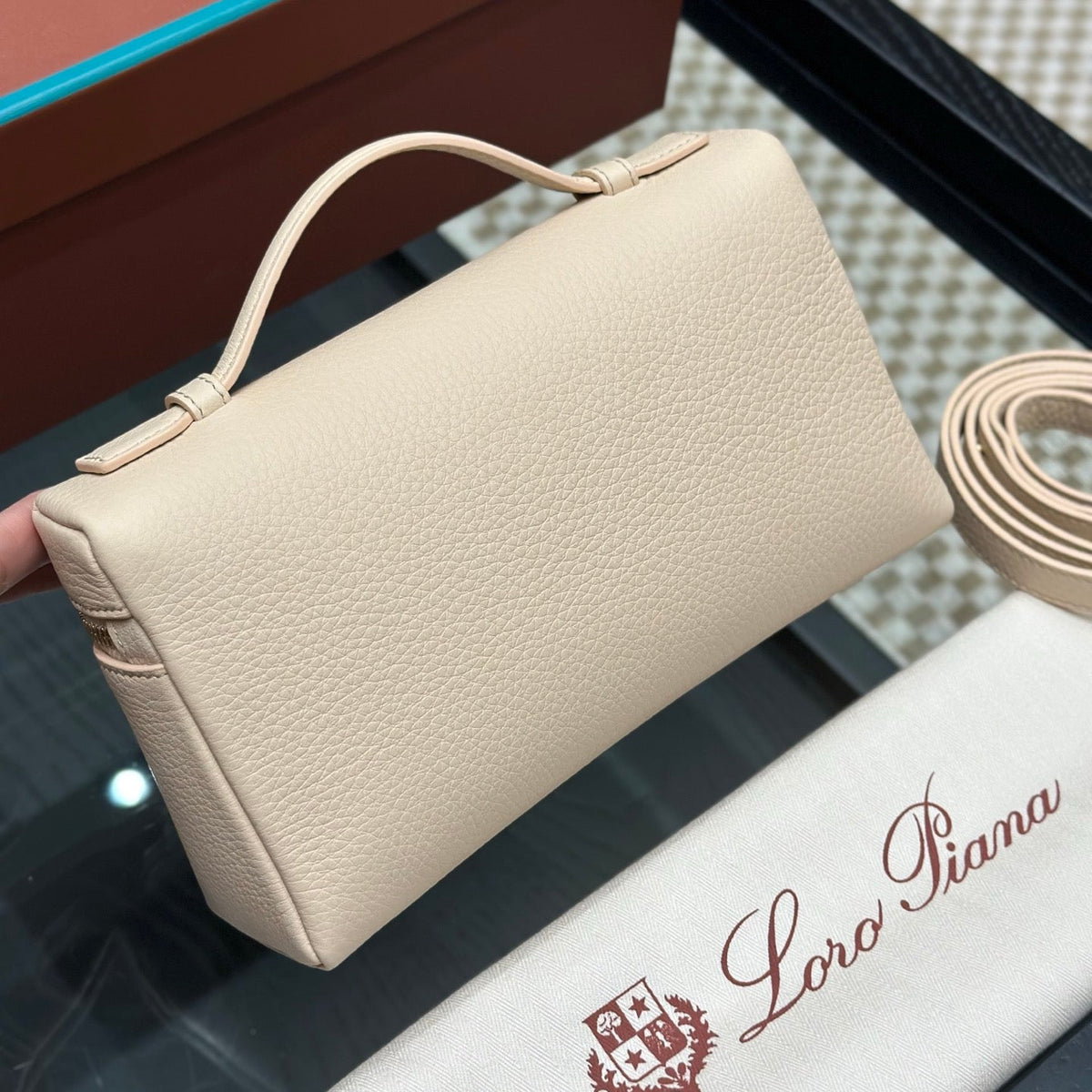 LORO P EXTRA POCKET L19 BAG