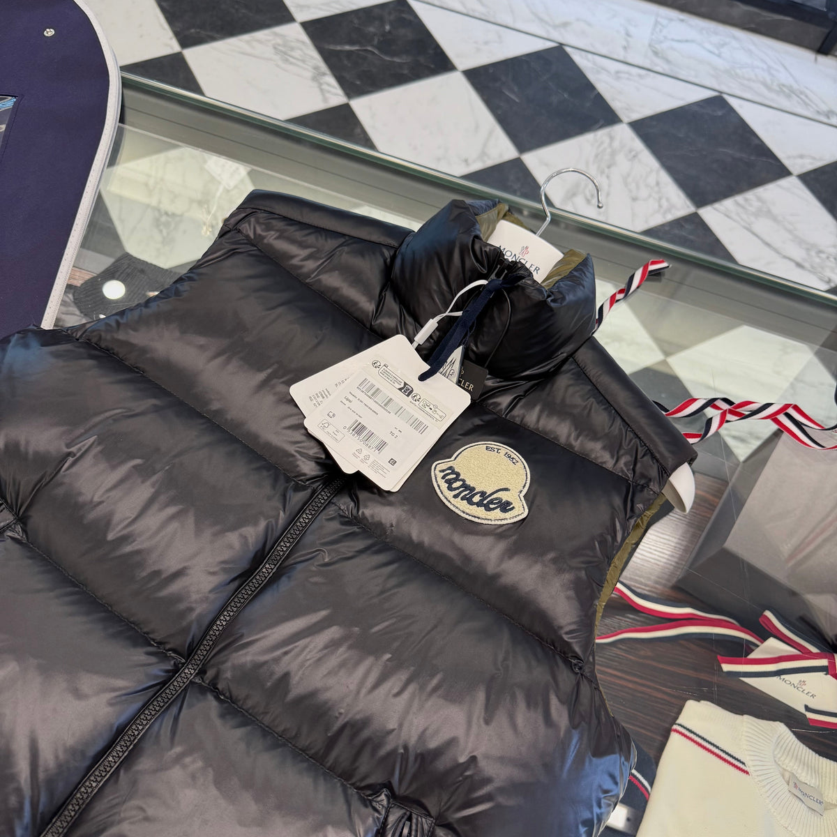 MONC LIPSI VEST