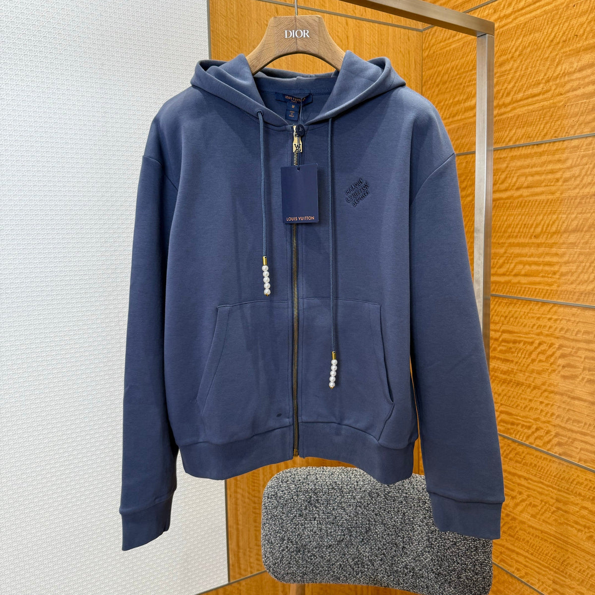 LOU ZIP HOODIE
