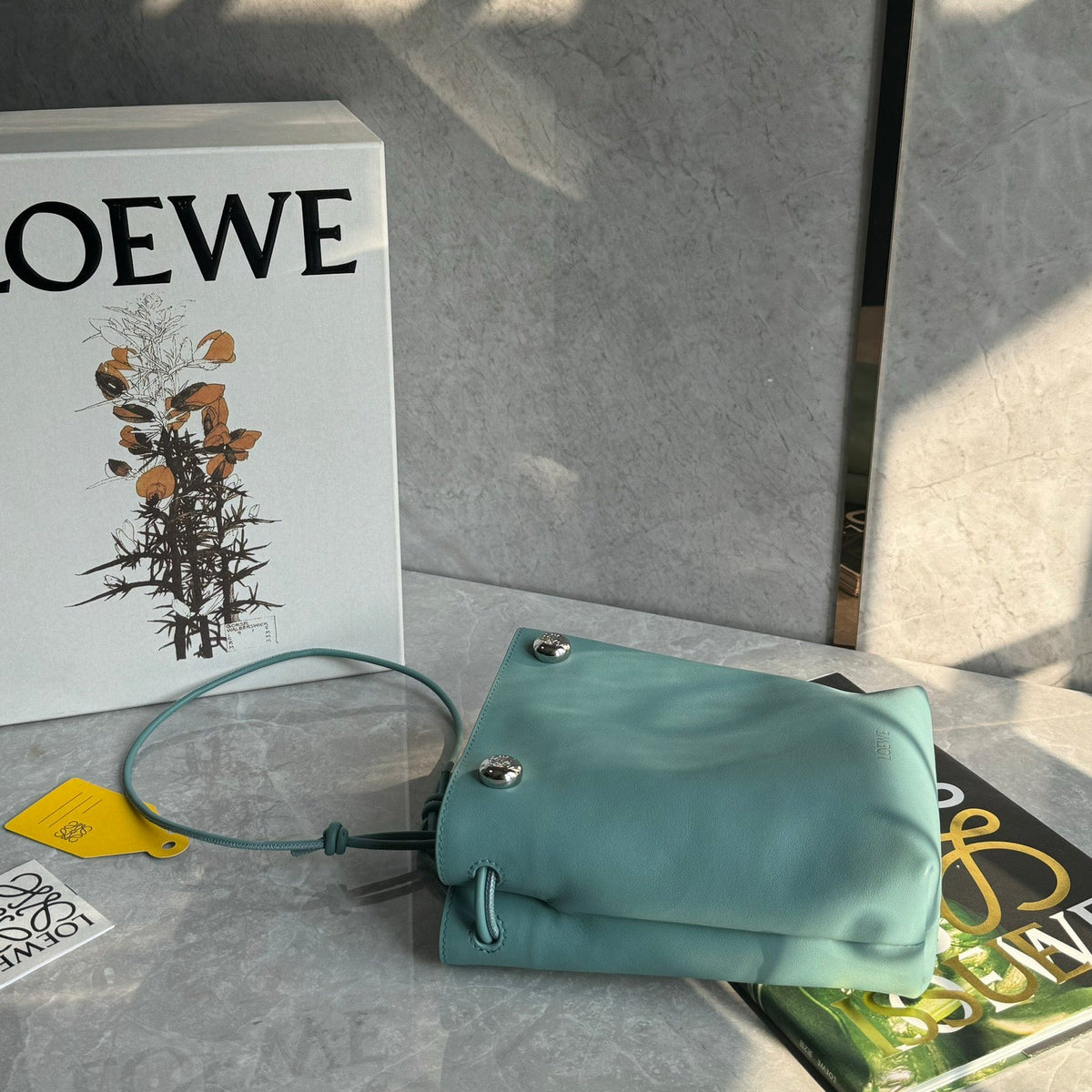 LOEW PEBBLE POUCH